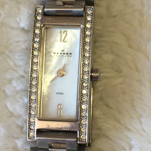 Skagen women’s watch main image 4